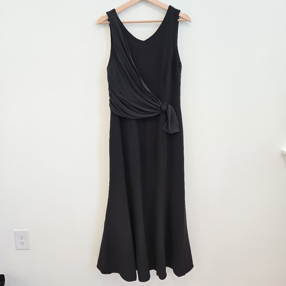 Giorgio Armani Black Front Cross Over Sleeveless Silk Dress Size 44 Italy Large